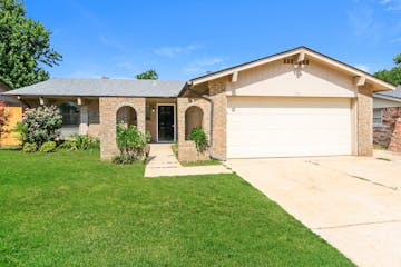 808 GLENWOOD DR YUKON, OK 73099